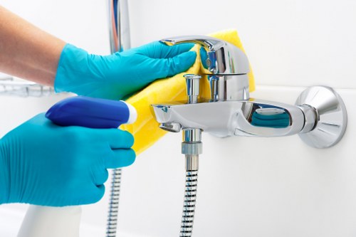 Local office cleaning service for KT2 commercial premises and workspaces