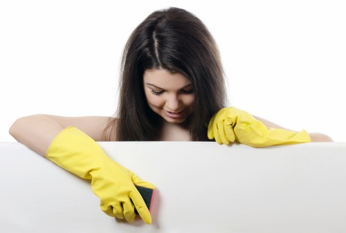 Deep kitchen cleaning for a move-out property in KT2